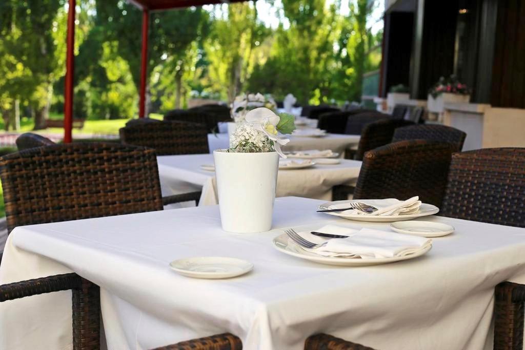 Hotel Torremangana Куенка Екстер'єр фото