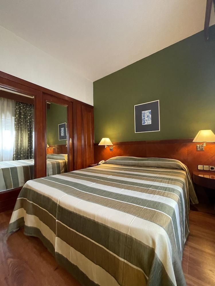 Hotel Torremangana Куенка Екстер'єр фото
