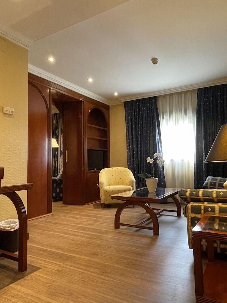 Hotel Torremangana Куенка Екстер'єр фото